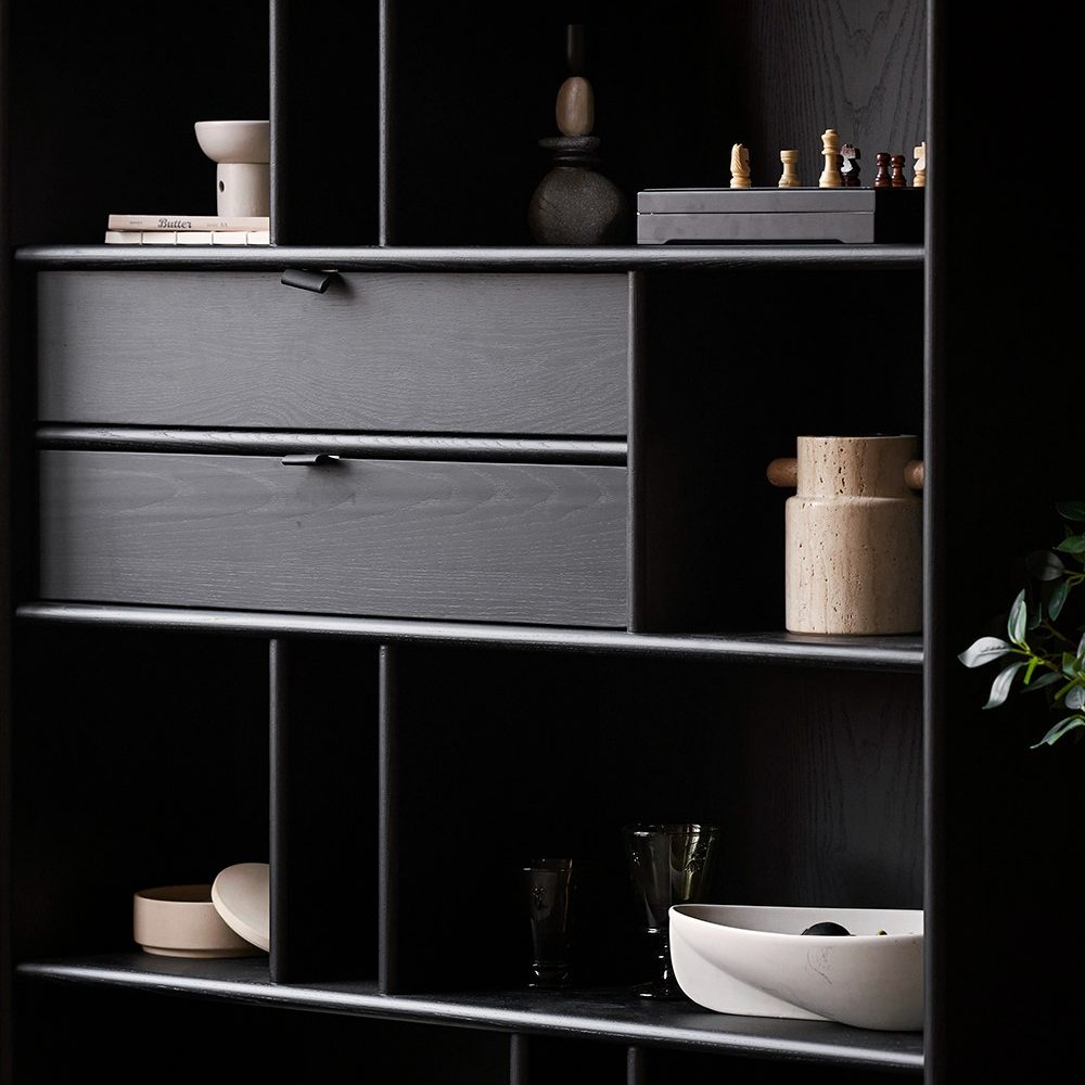 Dark-Chocolate-Shelves-lifestyle-Image-5