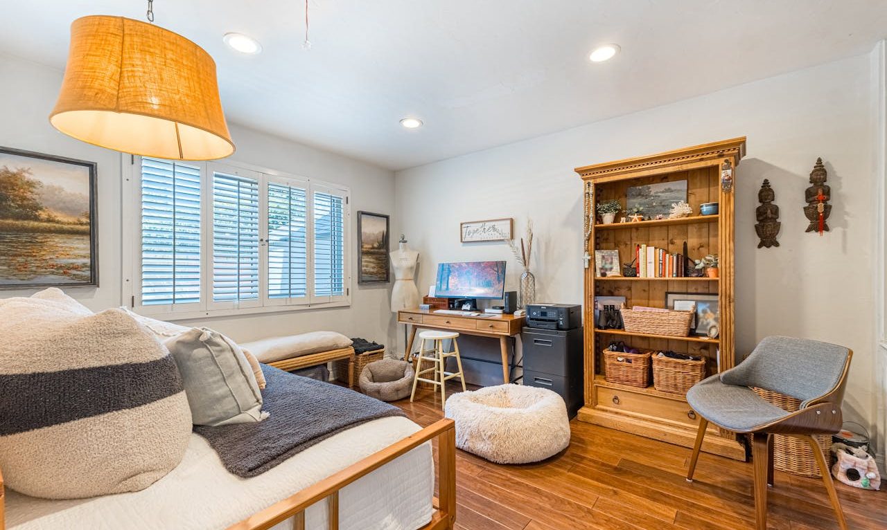 Minimalist Furniture for Small Spaces